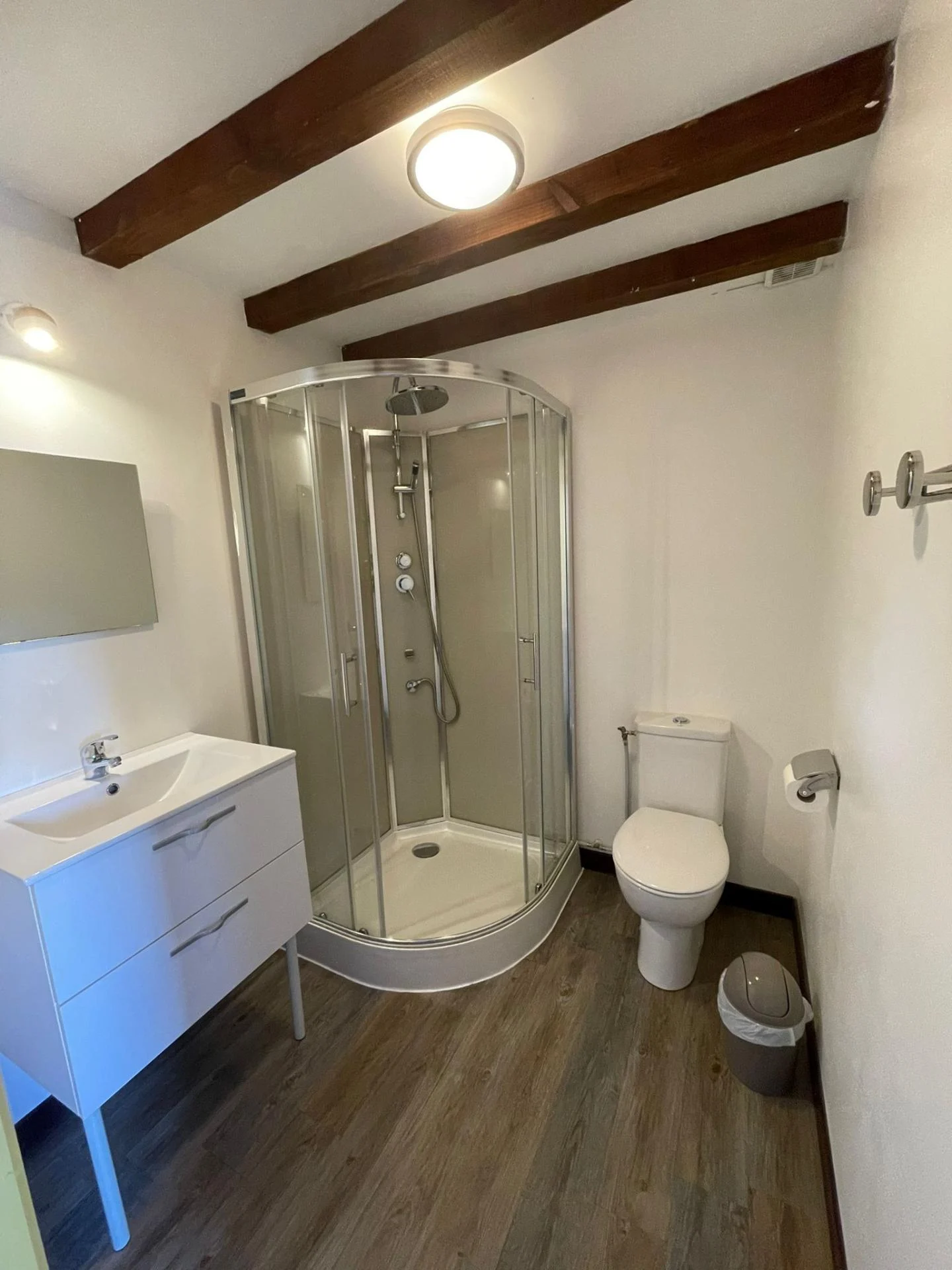 salle de bain chambre 1