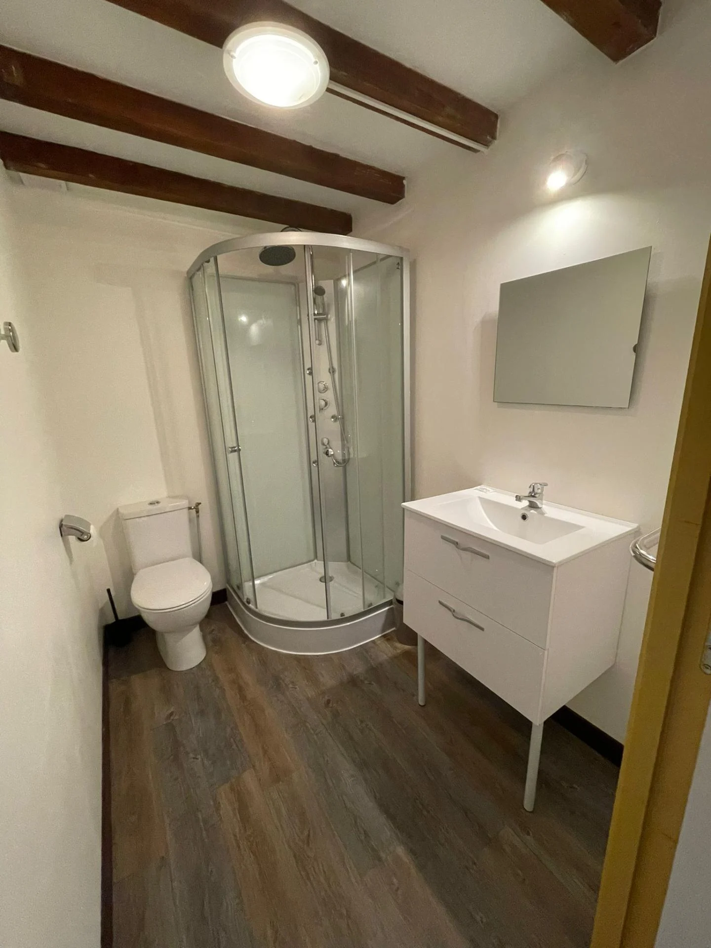 salle de bain chambre 2